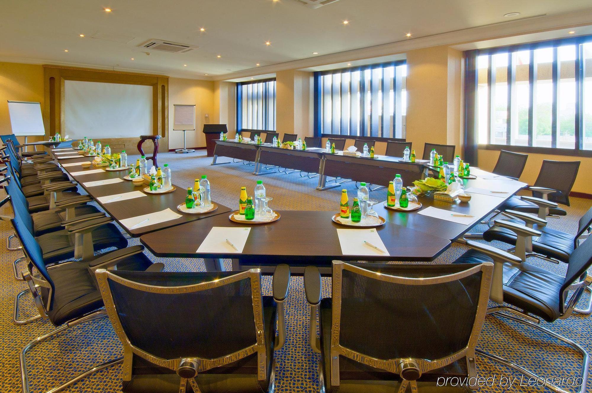 Holiday Inn Al Salam DDjeddah Business photo