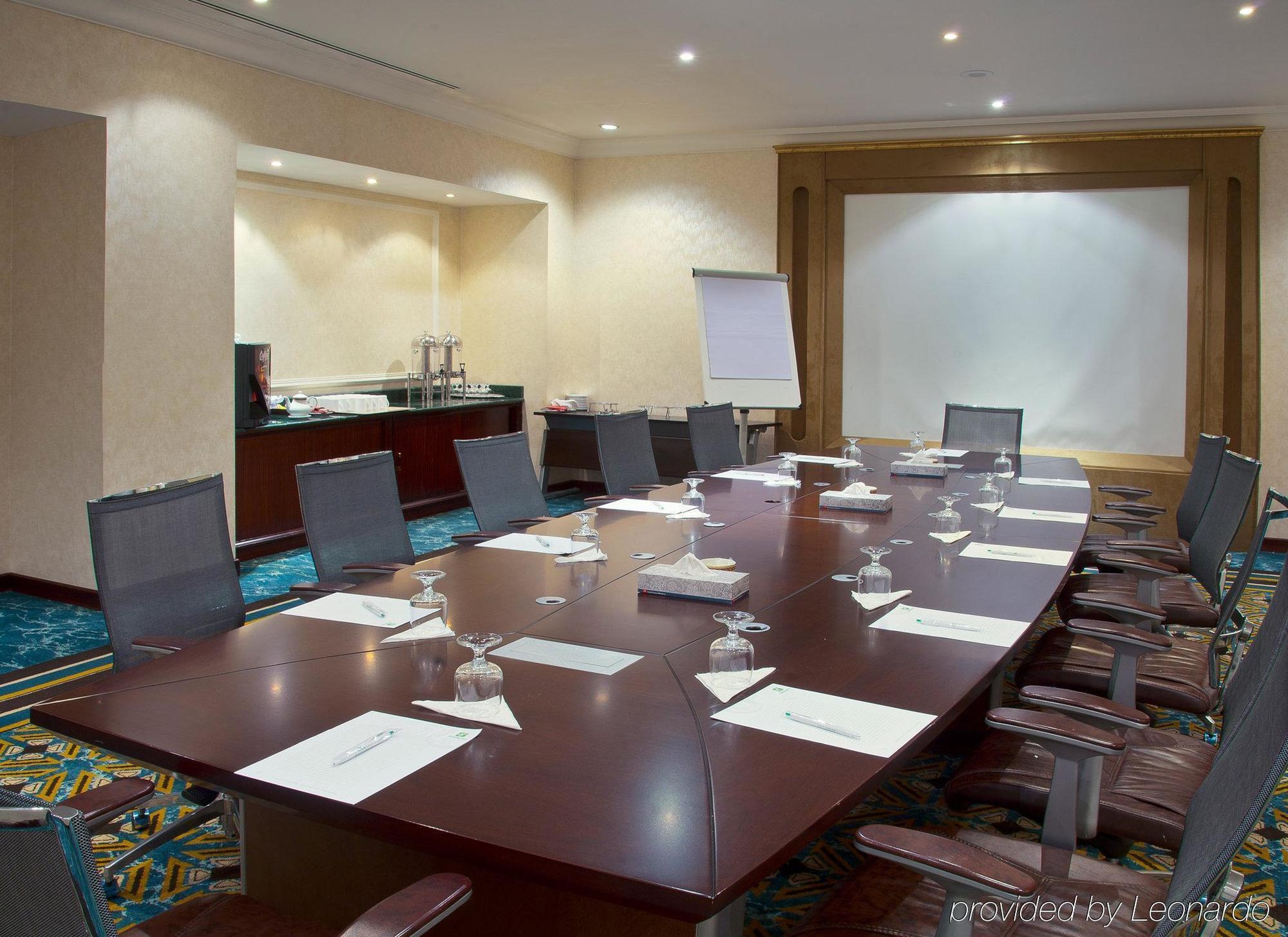Holiday Inn Al Salam DDjeddah Business photo
